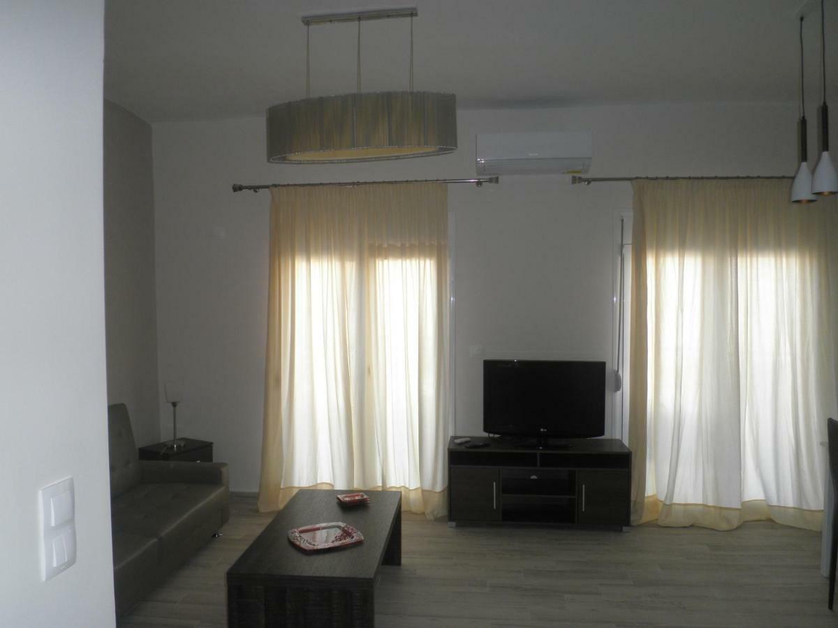 Central Luxurious Suite Near Lighthouse Alexandroúpolis Ngoại thất bức ảnh